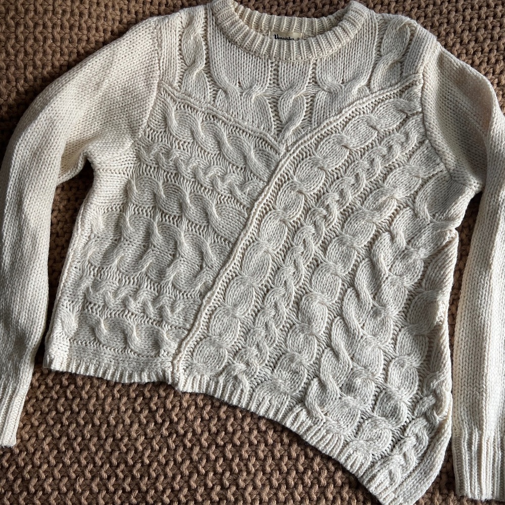 Vernacular Womens Asymetrical Knit Long Sleeve Cream Sweater